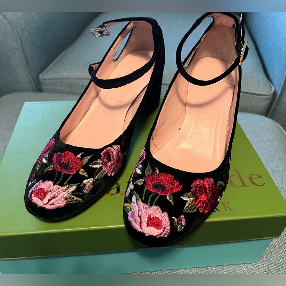 Kate Spade Vintage Velvet Pumps